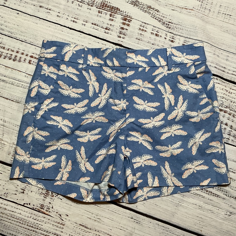LOFT Riviera Short blue with butterfly pattern. Size 4 - Picture 2 of 11